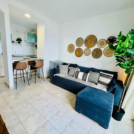 Little Gem Апартаменты