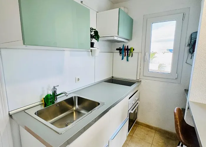 Little Gem Apartment *